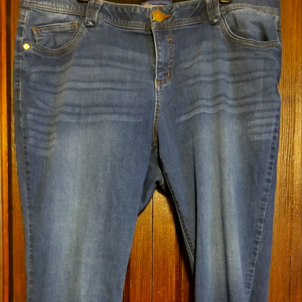 Democracy Boot Cut Jeans Sz 20W